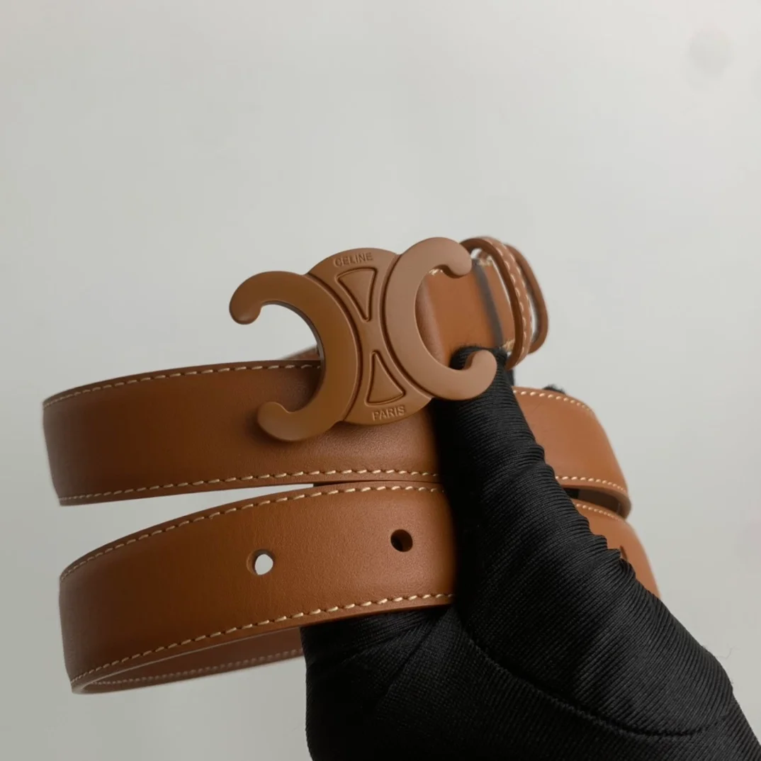 셀린느 미디엄 퀴어 트리옹프 벨트 탠 25mm