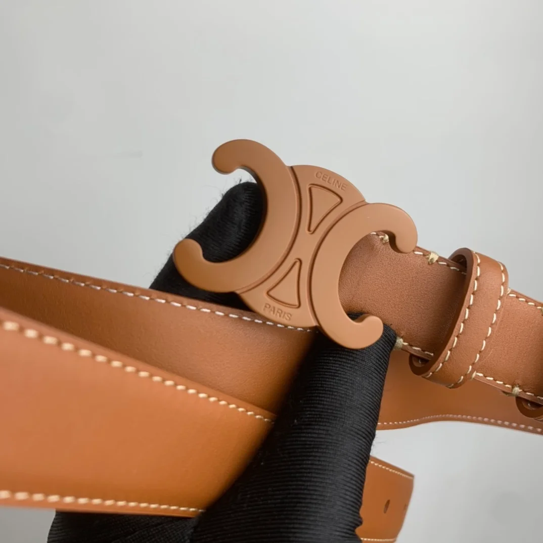 셀린느 미디엄 퀴어 트리옹프 벨트 탠 25mm