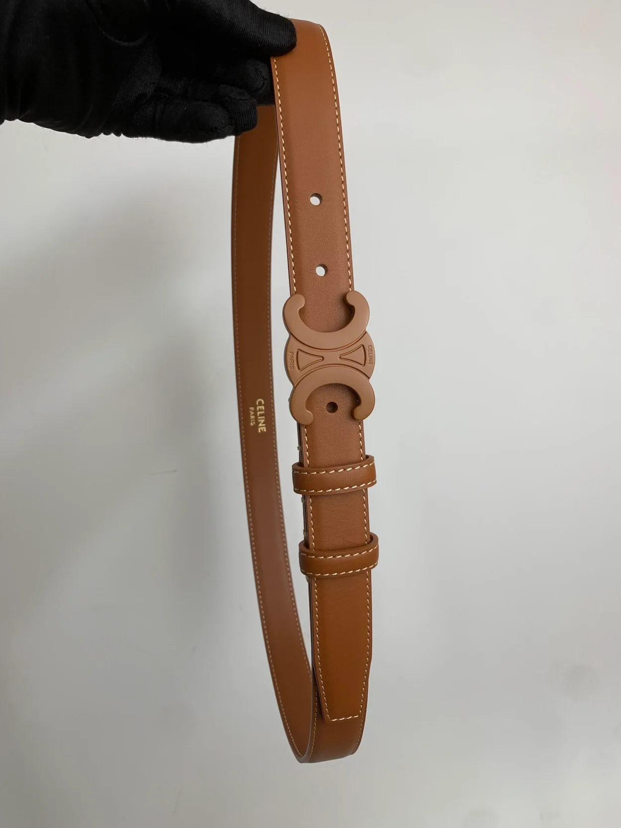 셀린느 미디엄 퀴어 트리옹프 벨트 탠 25mm