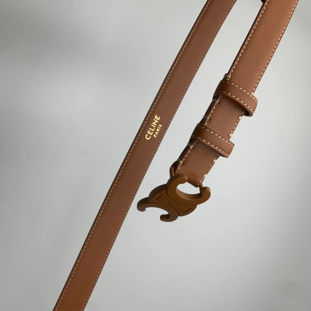 셀린느 미디엄 퀴어 트리옹프 벨트 탠 25mm