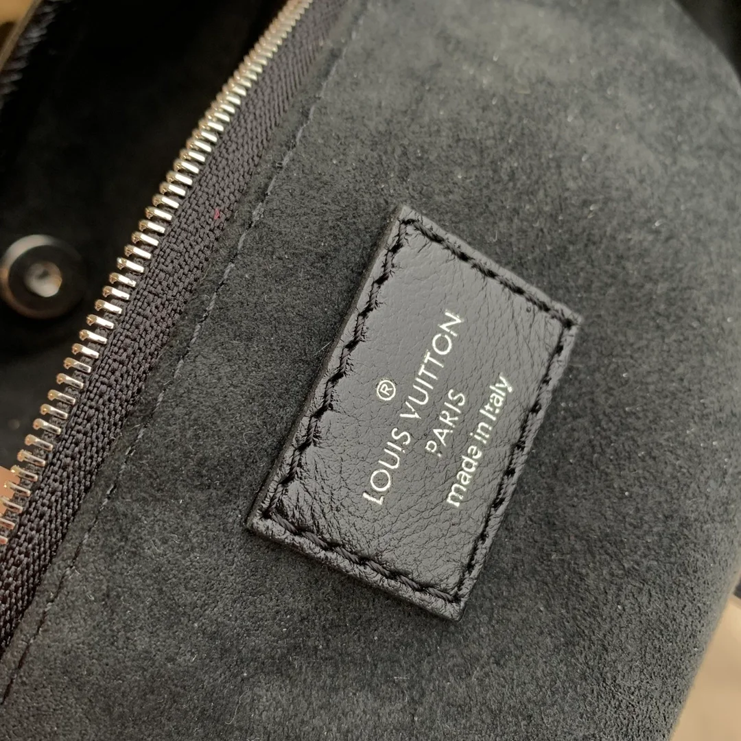 루이비통 캐리올 카고 PM 백 M24861