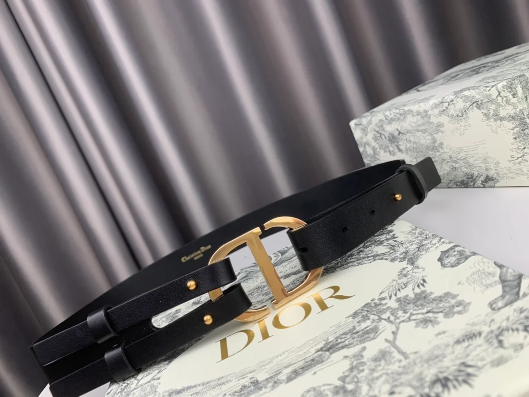 디올 30 몽테뉴 벨트 블랙 30mm