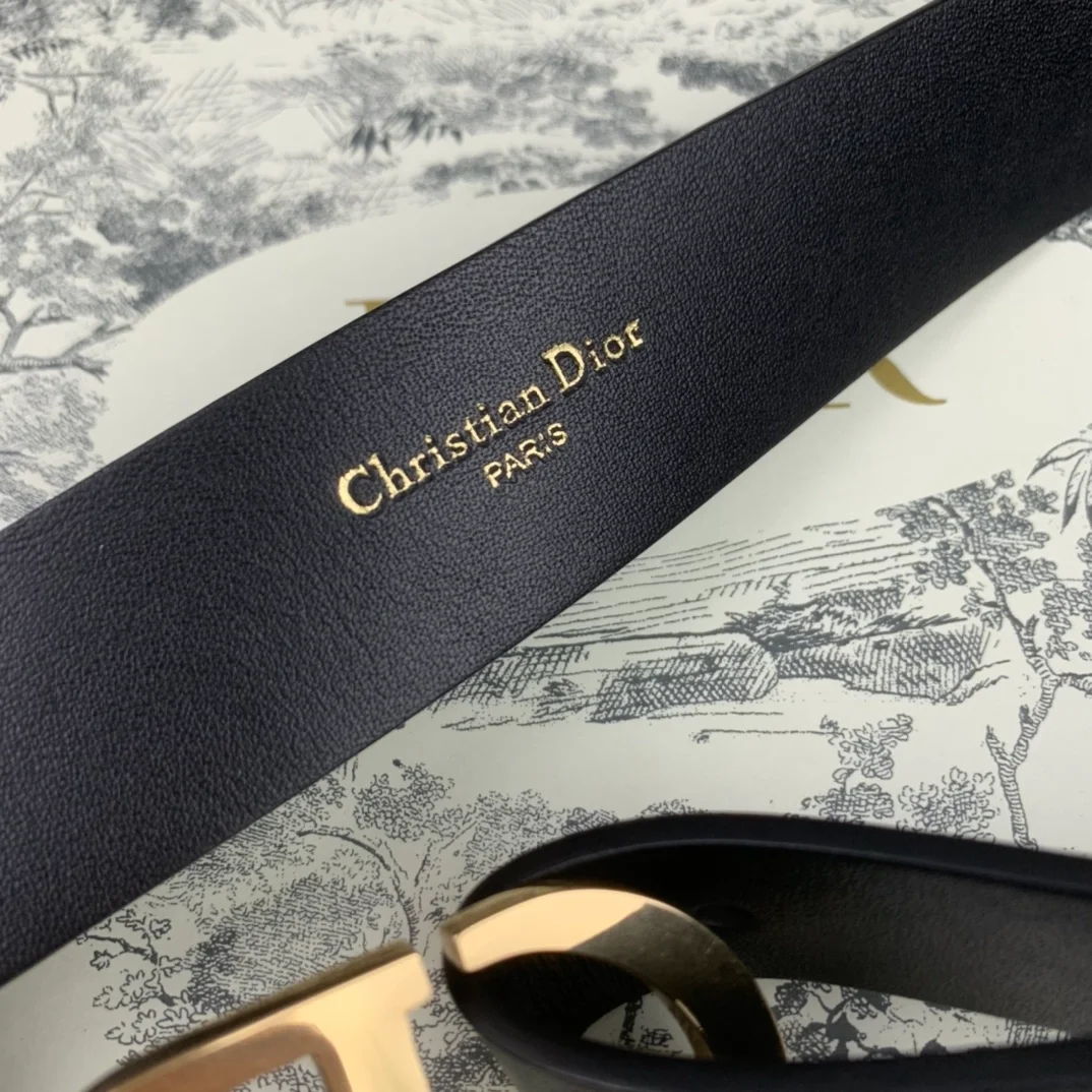 디올 30 몽테뉴 벨트 블랙 30mm