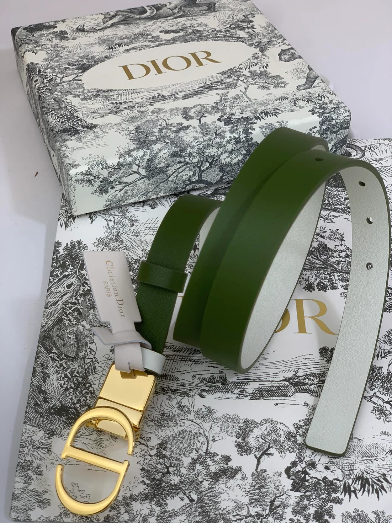 디올 30 몽테뉴 리버서블 벨트 그린 아이보리 20mm