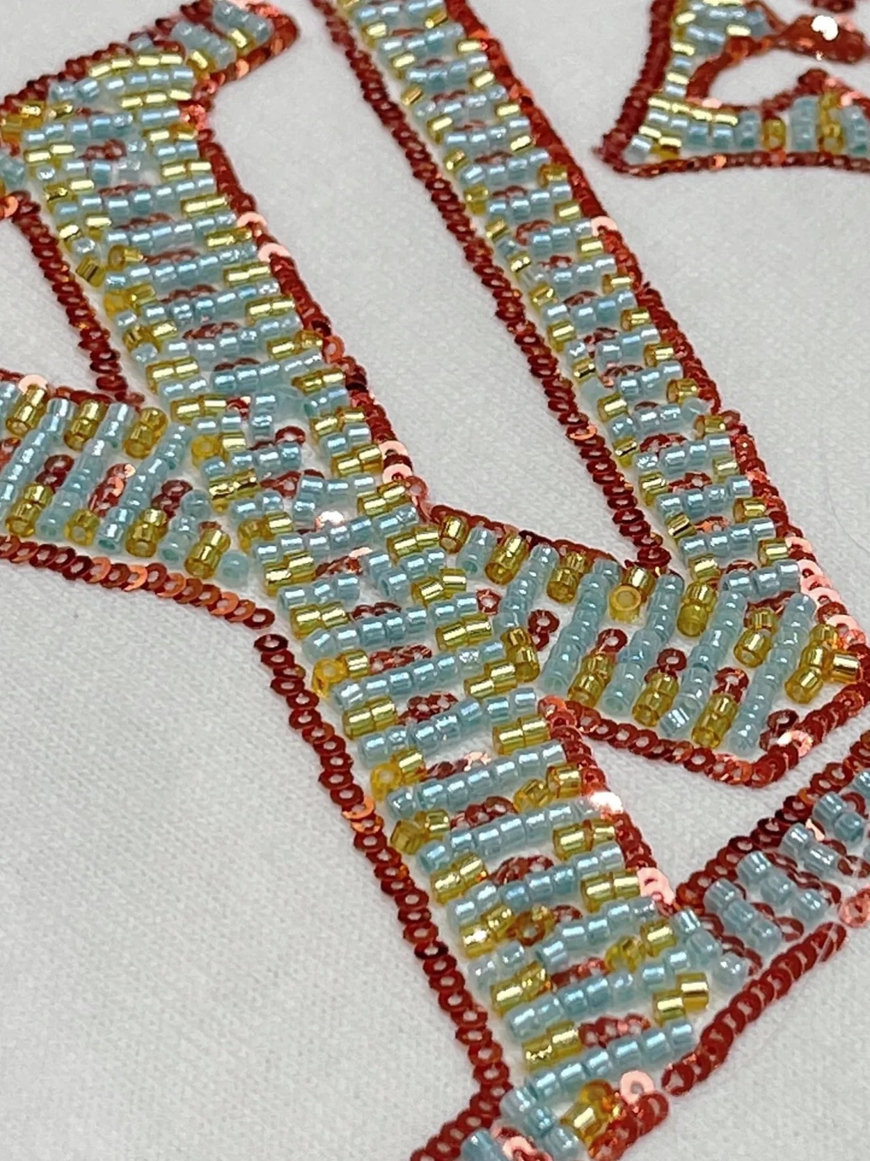 루이비통 자수 반팔 티셔츠 1AFR96