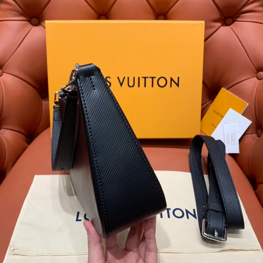 루이비통 마렐 에피 블랙 M80689