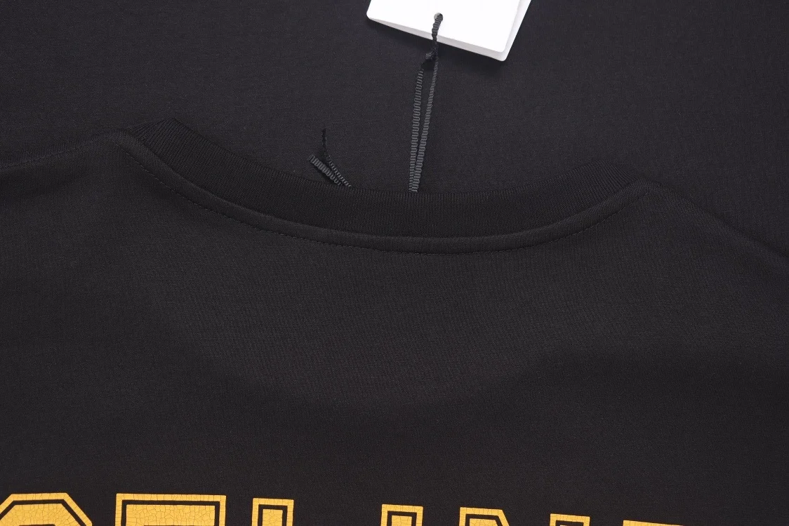 셀린느 NO.16 저지 반팔 티셔츠 블랙