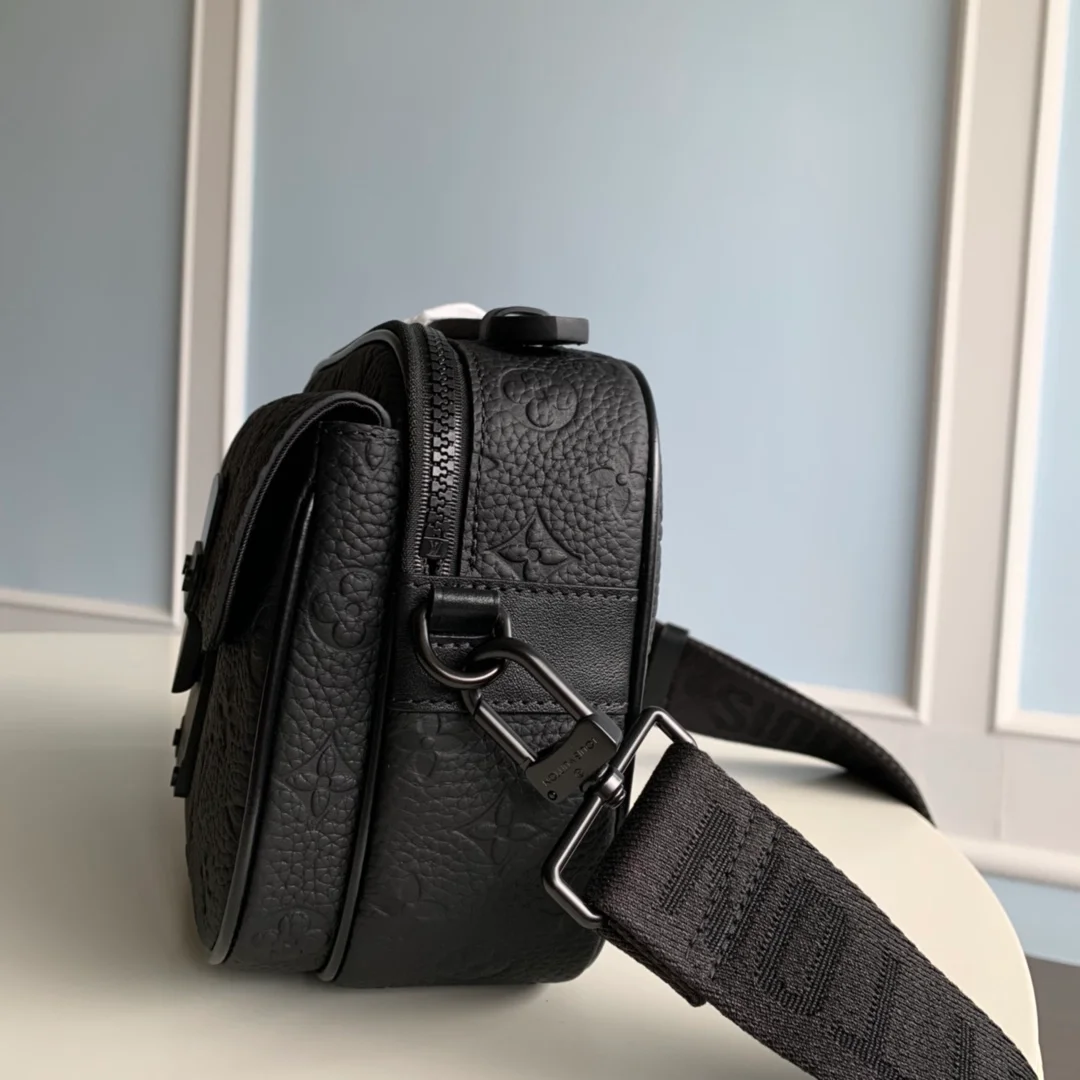 루이비통 S 락 메신저 백 M58489