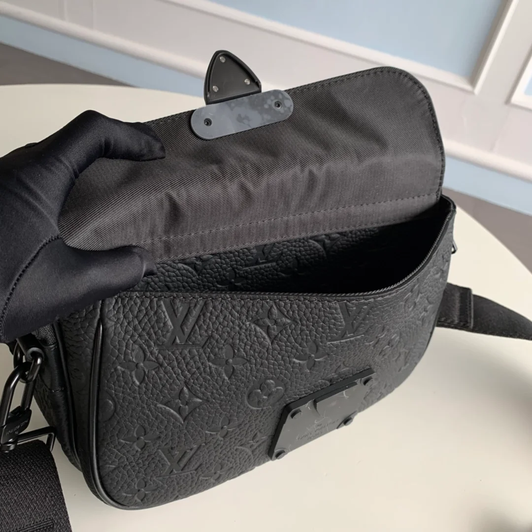 루이비통 S 락 메신저 백 M58489