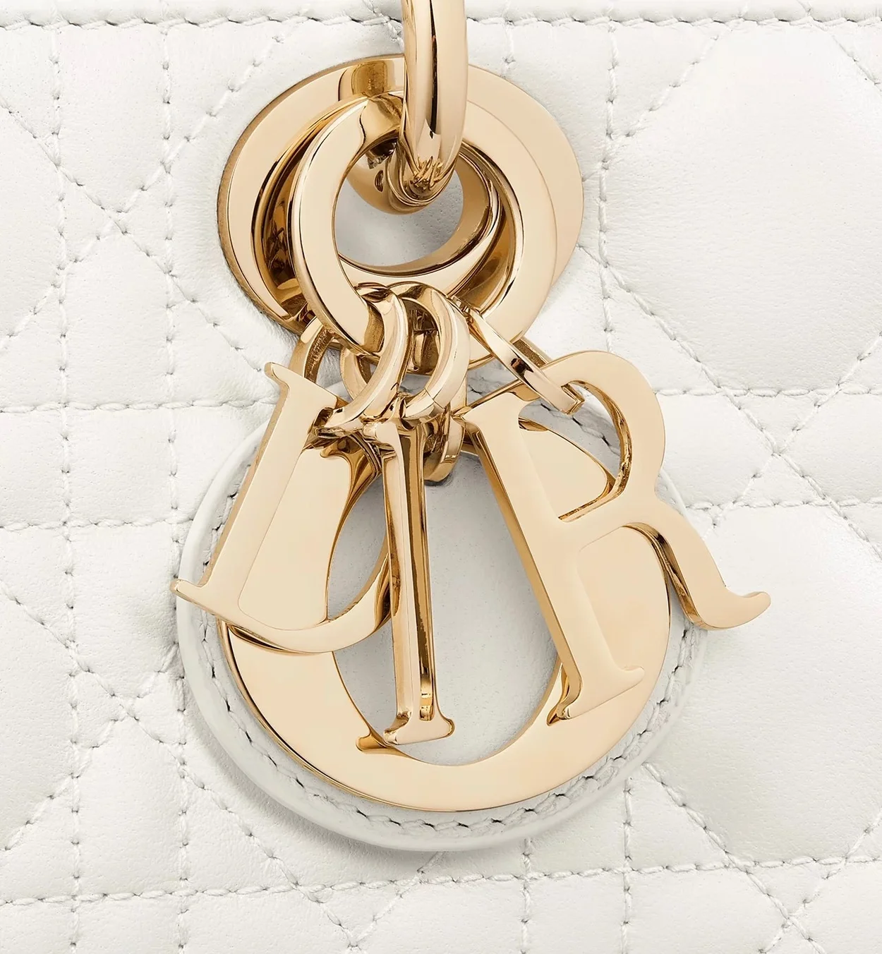 디올 레이디 D-JOY 22 백