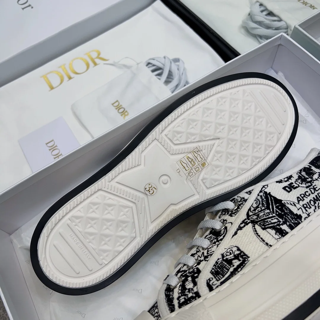 디올 플랫폼 스니커즈 화이트&블랙