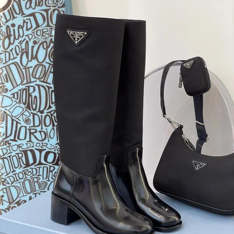 프라다 스웨이드 롱부츠