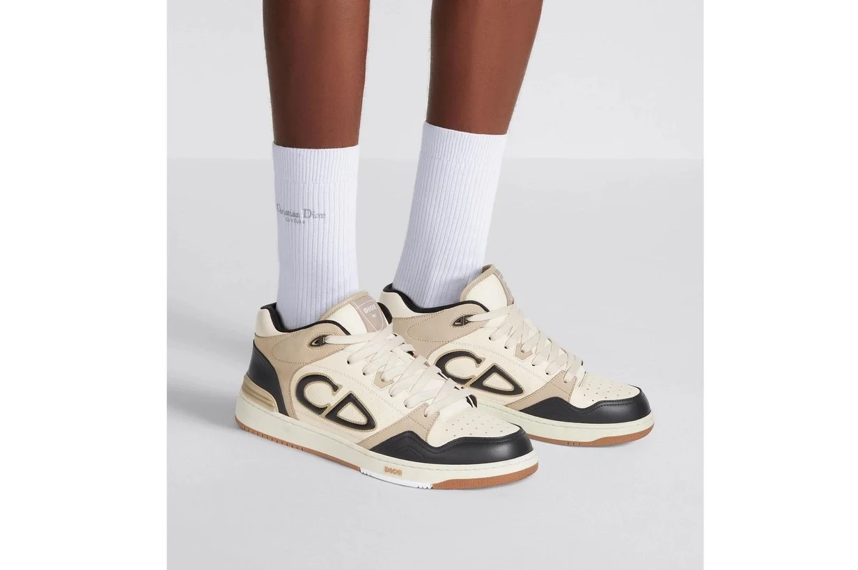 디올 B57 미드탑 스니커즈 블랙 & 크림