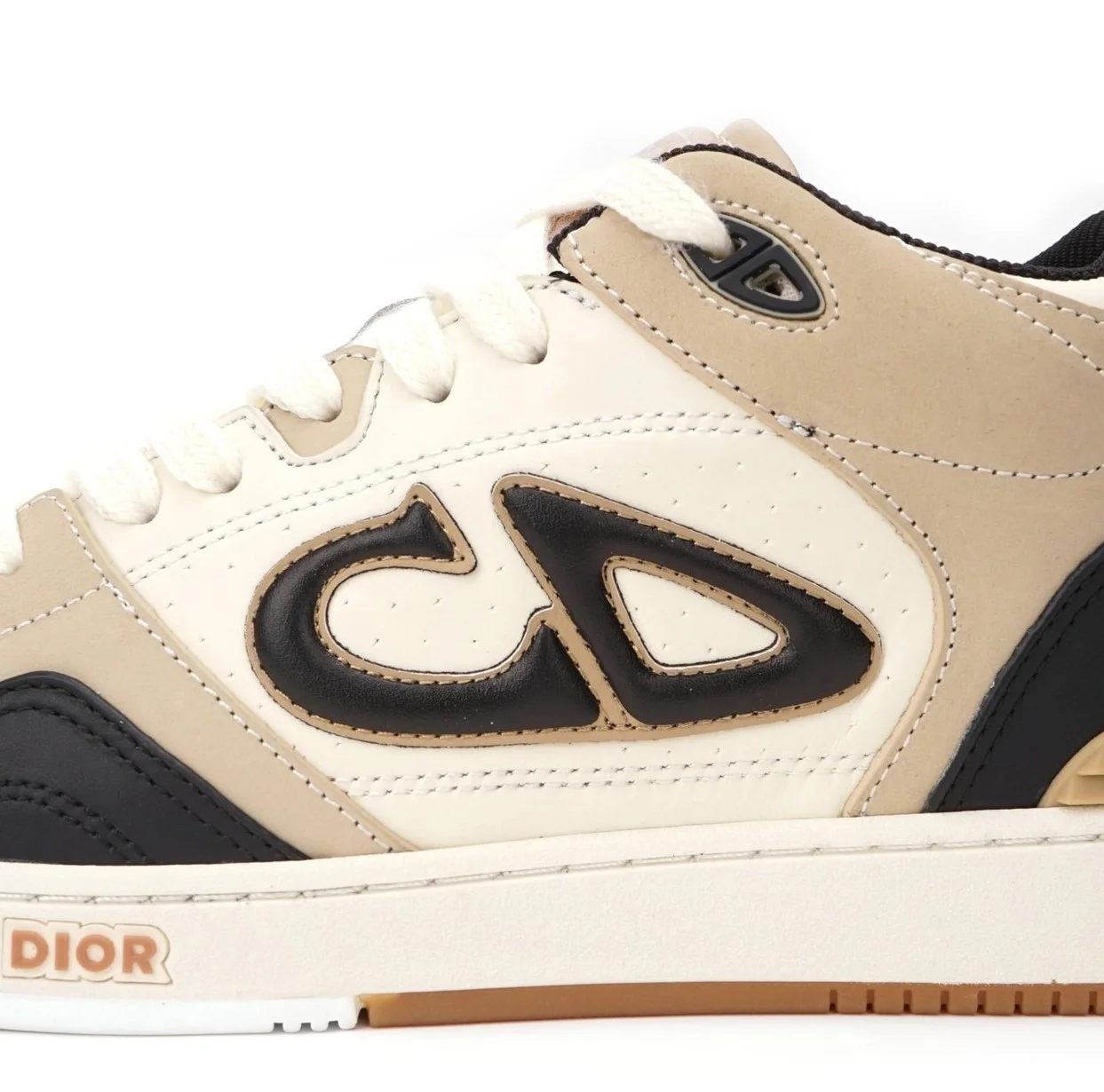 디올 B57 미드탑 스니커즈 블랙 & 크림