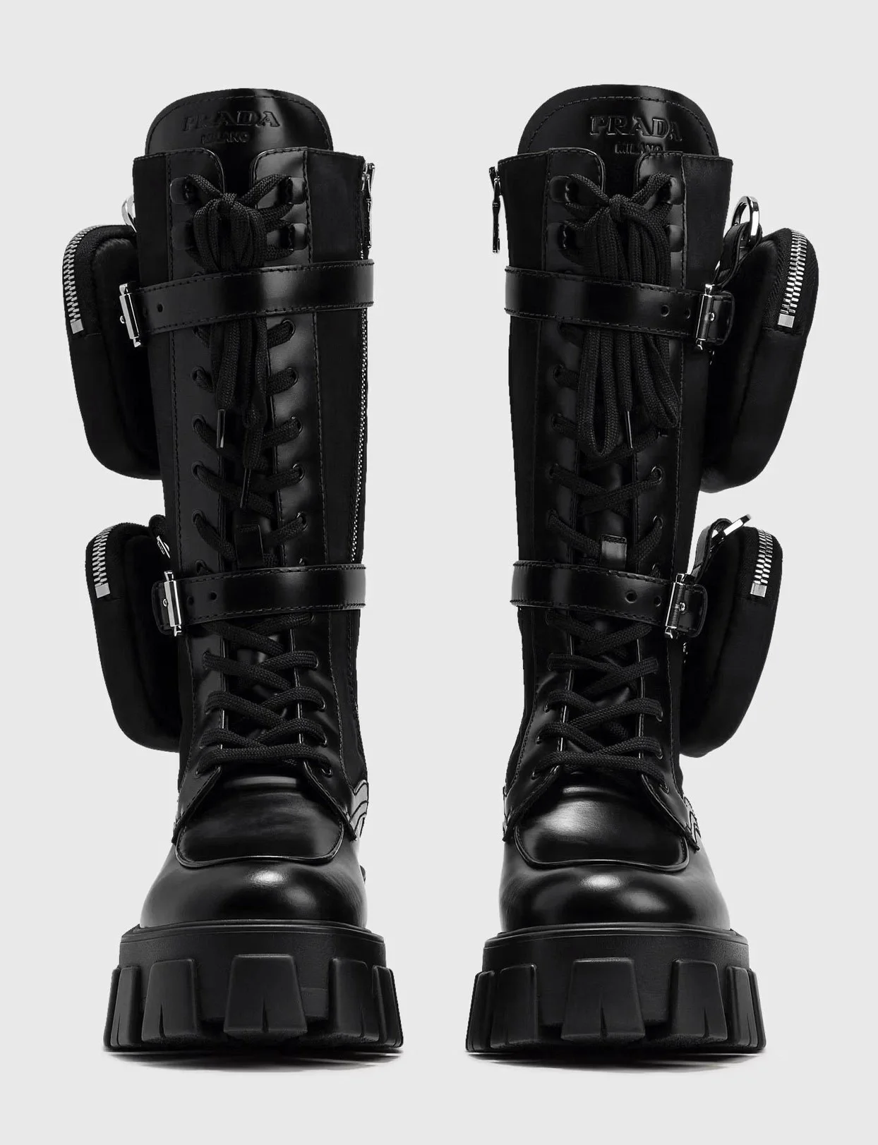 프라다 브러시드 ROIS 가죽 나일론 모노리스 부츠