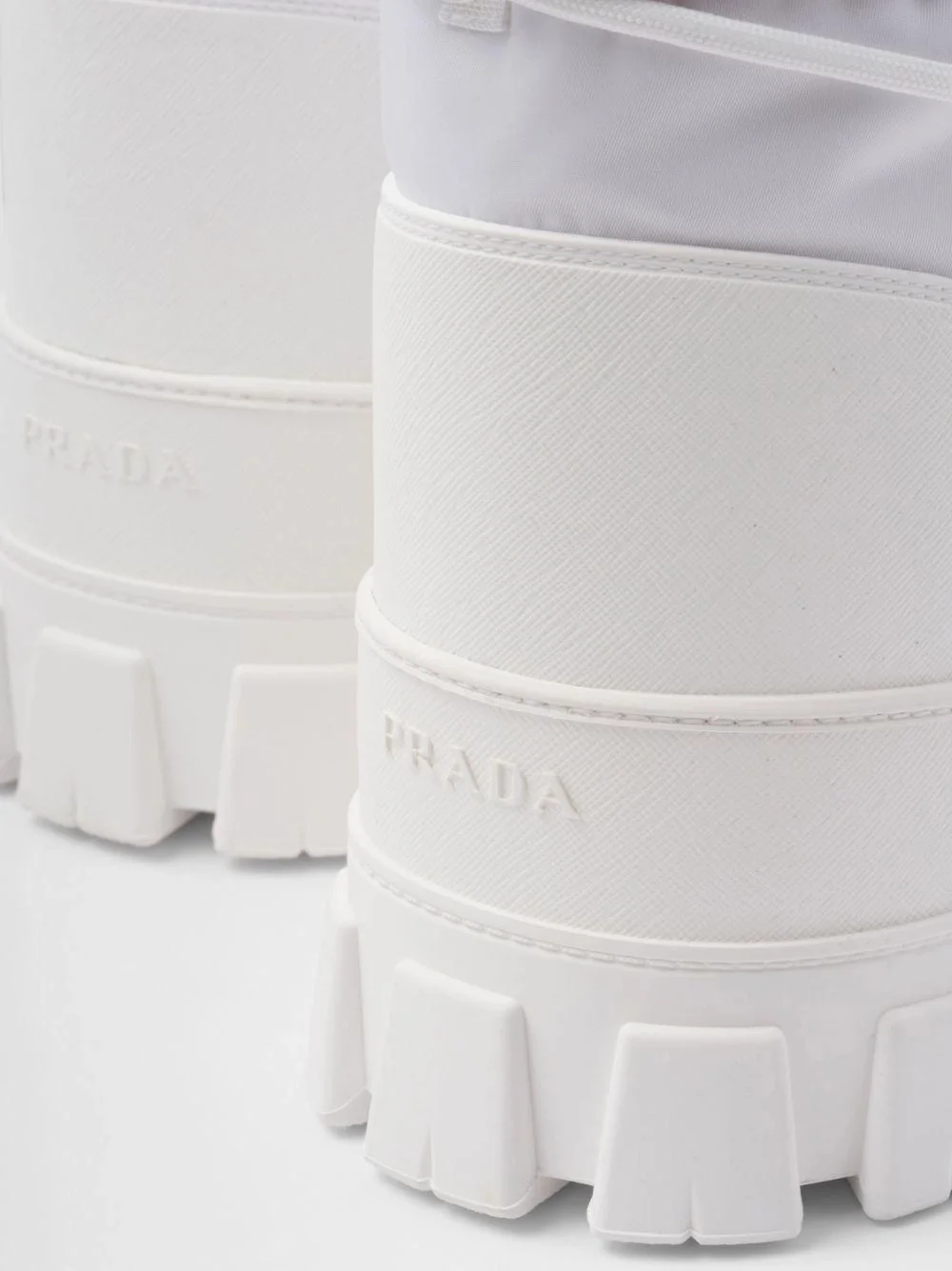 프라다 나일론 개버딘 아프레 스키 부츠 화이트