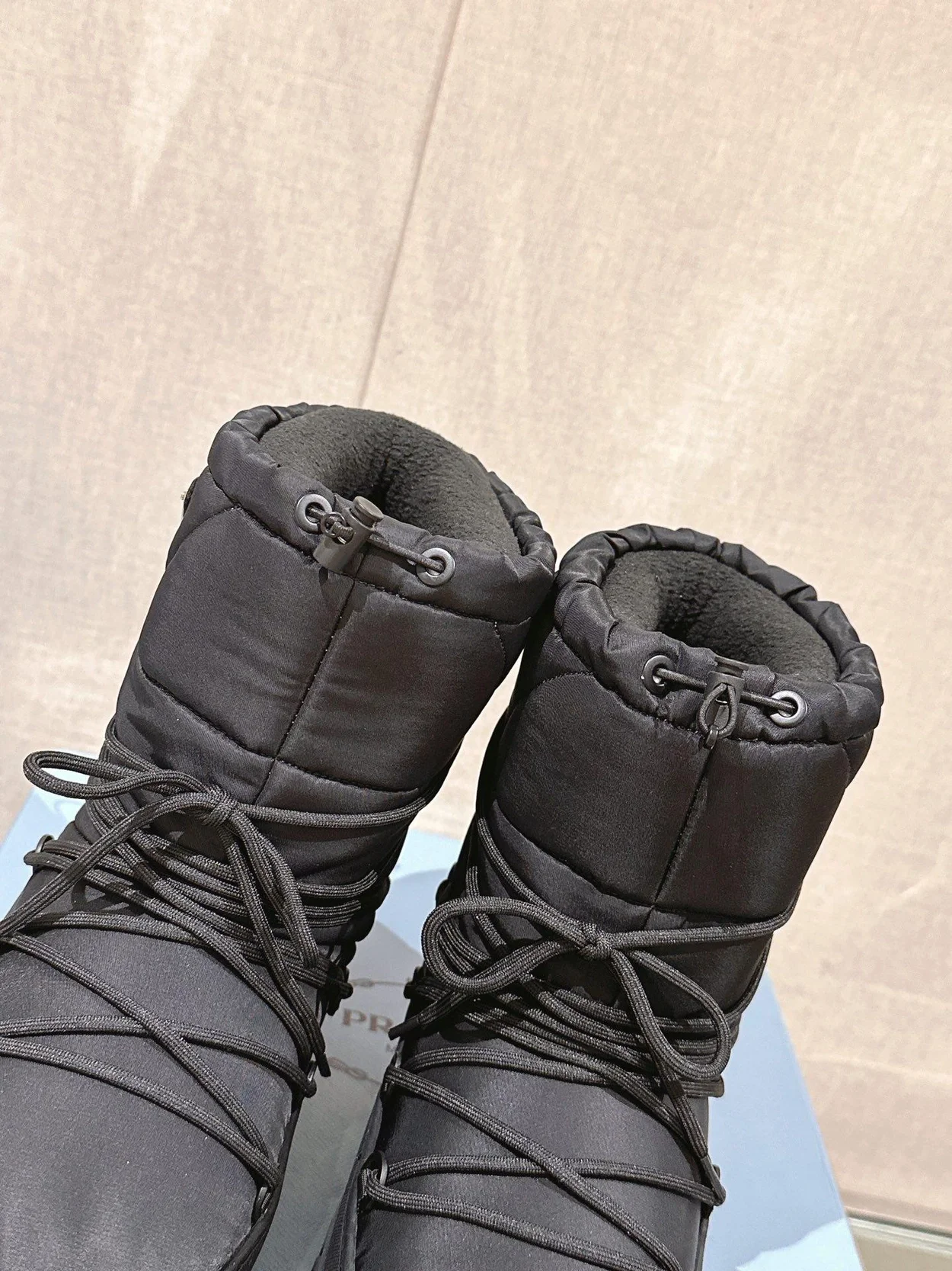 프라다 나일론 개버딘 아프레 스키 부츠 블랙