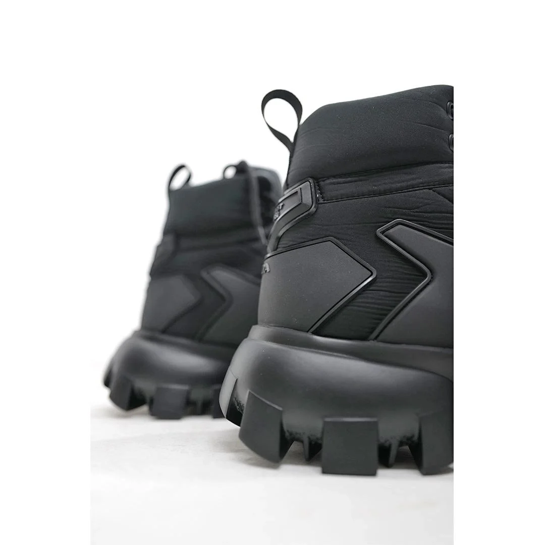 프라다 Cloudbust Thunder 레이스업 부츠 블랙
