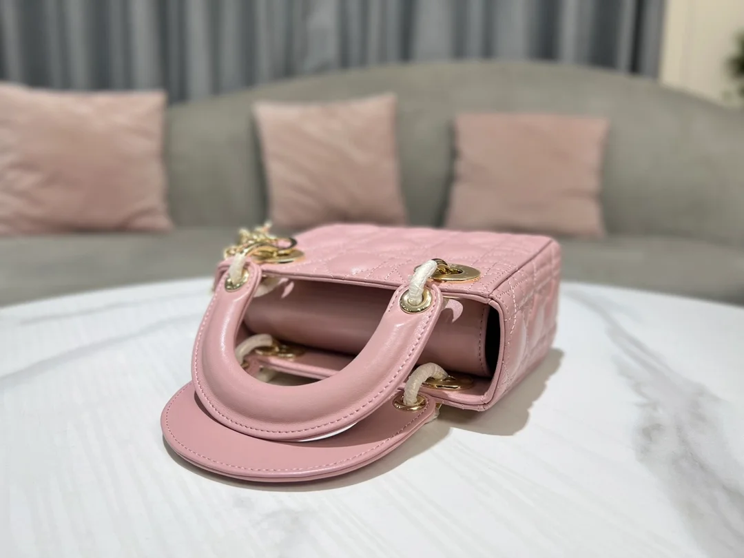 디올 레이디 페이던트 까나쥬 미니 백 앤틱 핑크