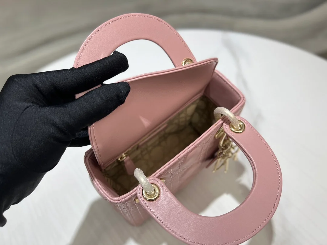 디올 레이디 페이던트 까나쥬 미니 백 앤틱 핑크