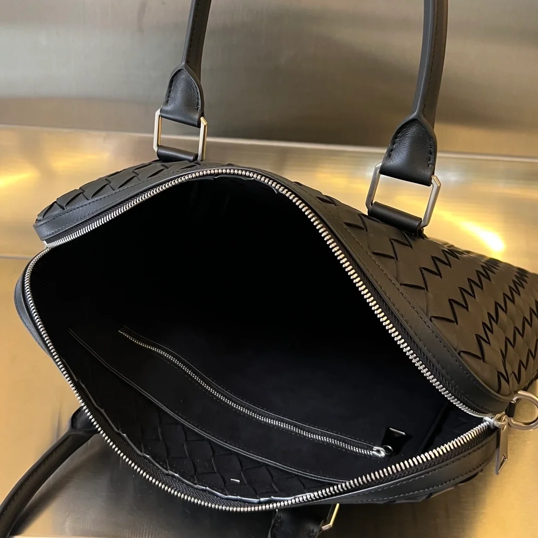 보테가 베네타 인트레치아토 브리프케이스 블랙