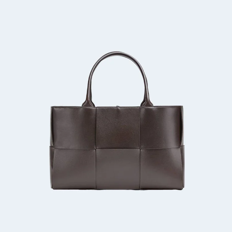 보테가 베네타 아르코 토트백 다크 브라운