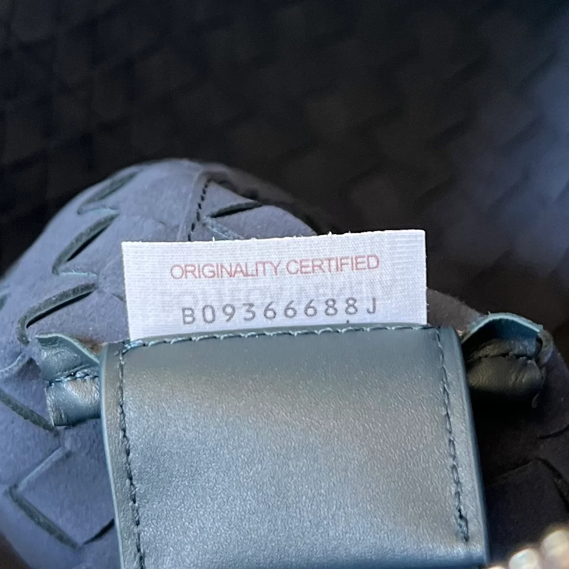 보테가 베네타 인트레치아토 레더 브리프케이스