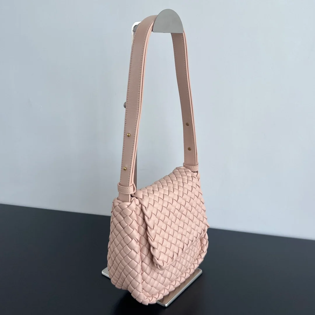 보테가 베네타 스몰 브릭 카세트백 핑크