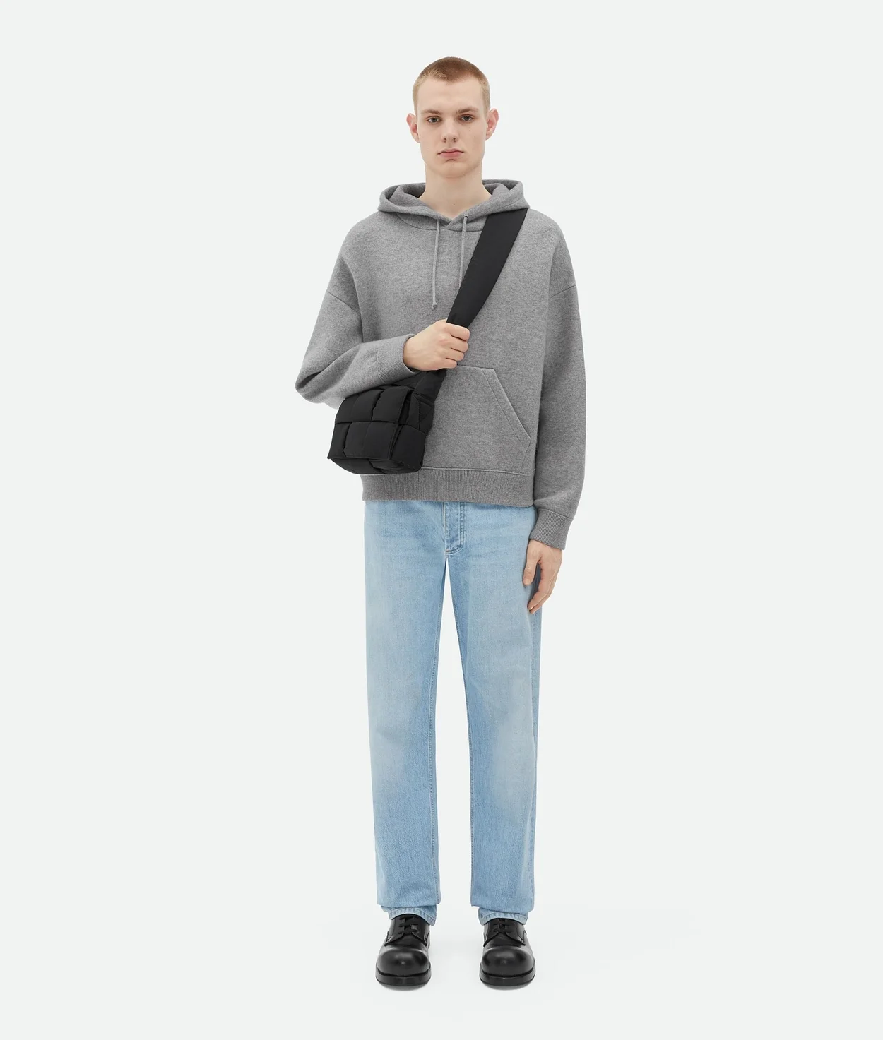 보테가 베네타 스몰 패디드 카세트백