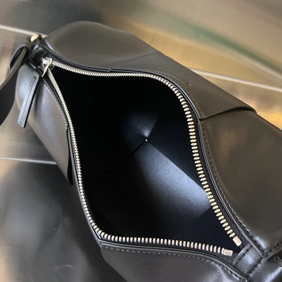 보테가 베네타 트래버틴 미디엄 카네트백