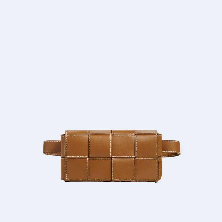 보테가 베네타 우드 내추럴 카세트 벨트백