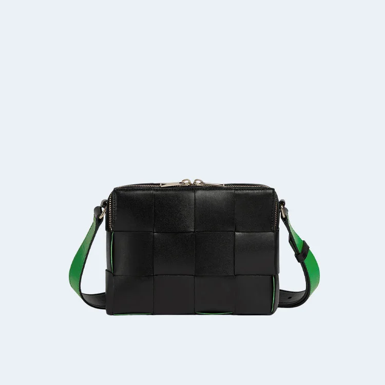 보테가 베네타 패러킷 카세트 카메라백