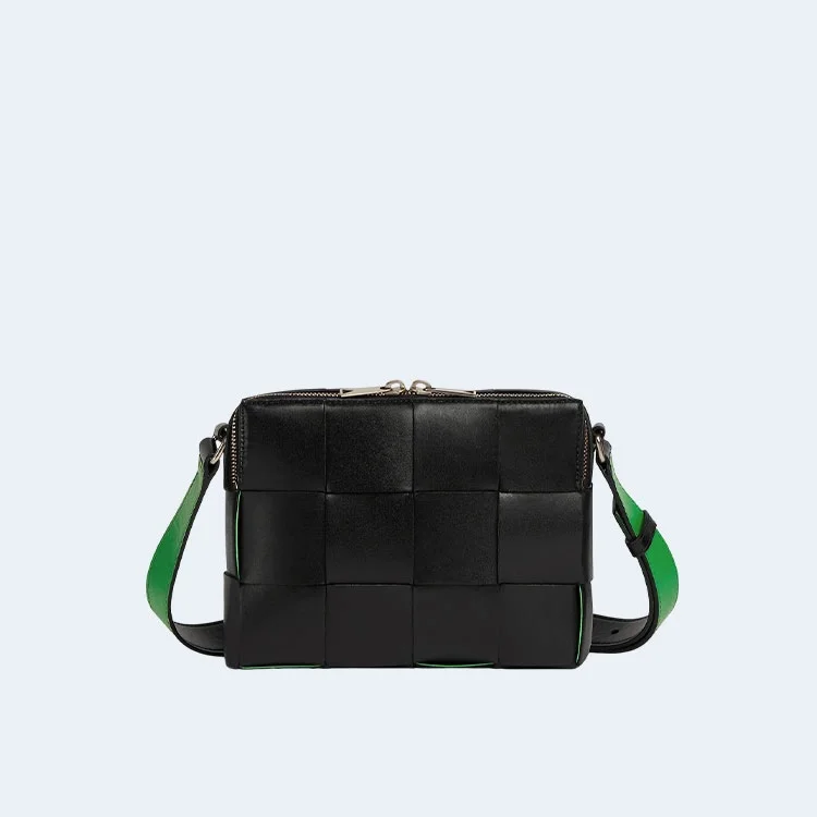 보테가 베네타 패러킷 카세트 카메라백