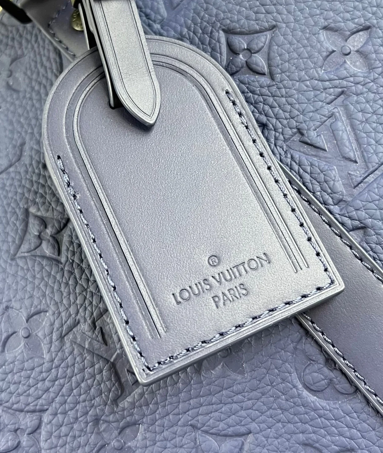 루이비통 키폴 반둘리에 50 M11495