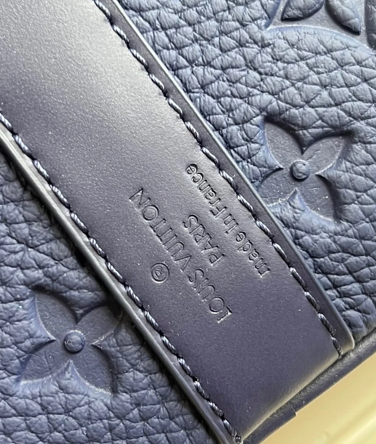 루이비통 키폴 반둘리에 50 M11495