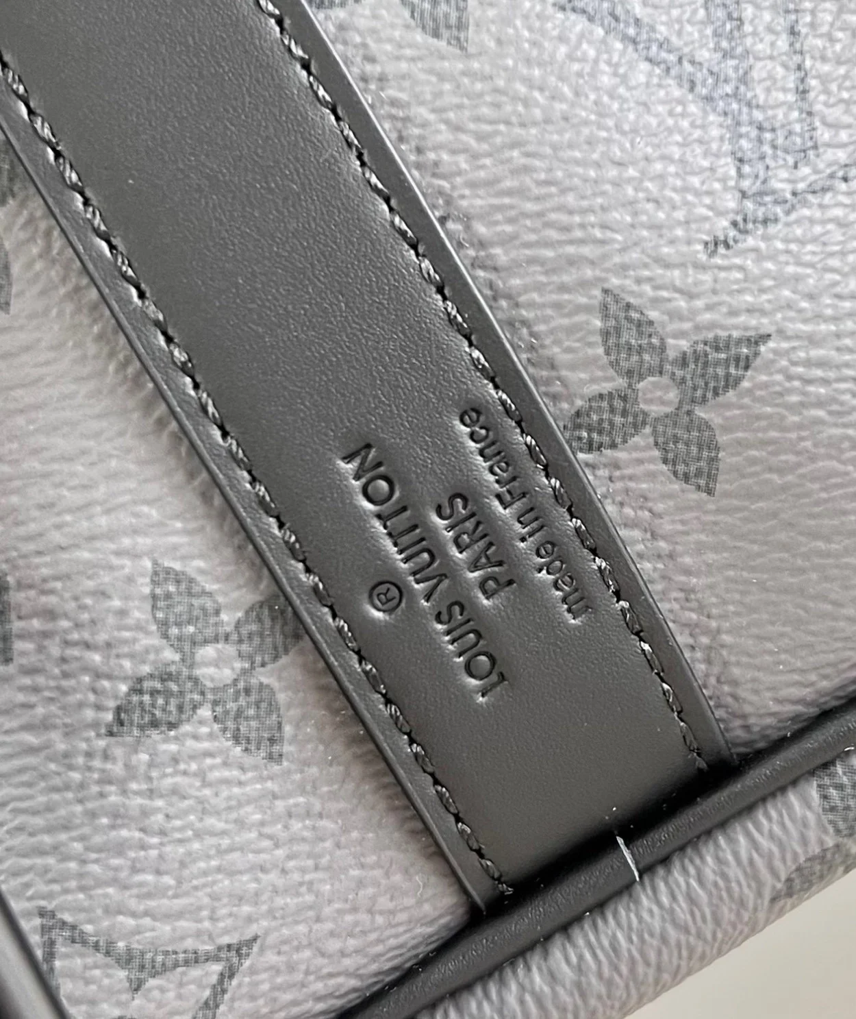 루이비통 키폴 반둘리에 45 M11481