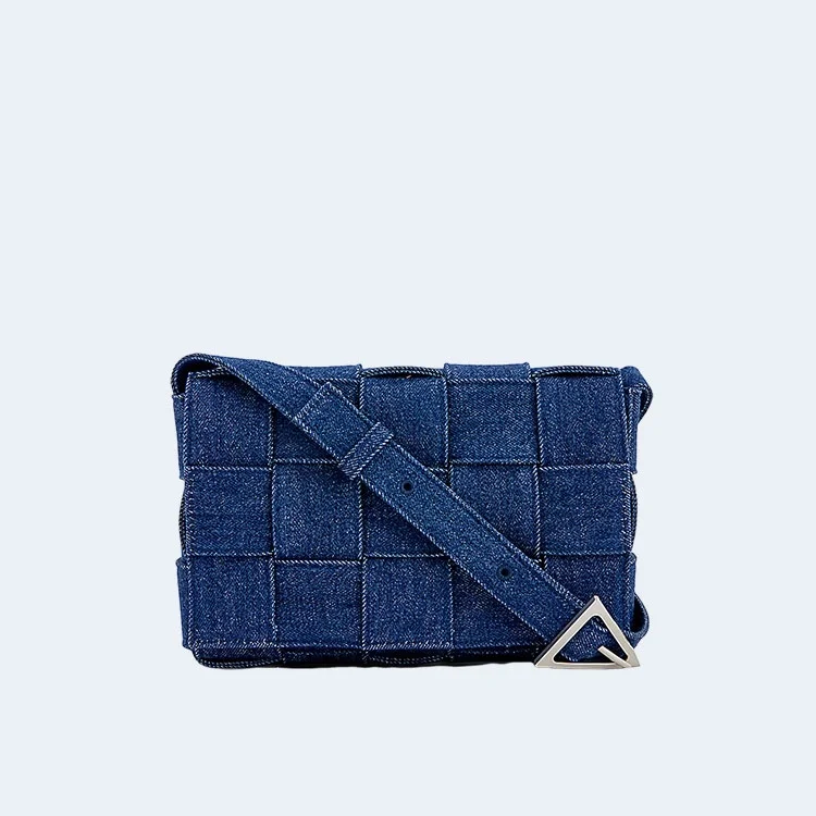 보테가 베네타 인트레치아토 데님 크로스백