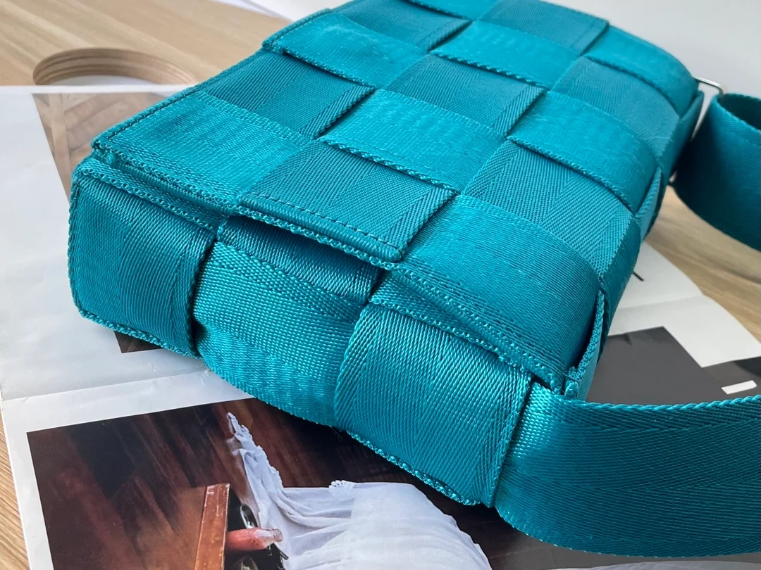 보테가 베네타 프리톨 카세트백