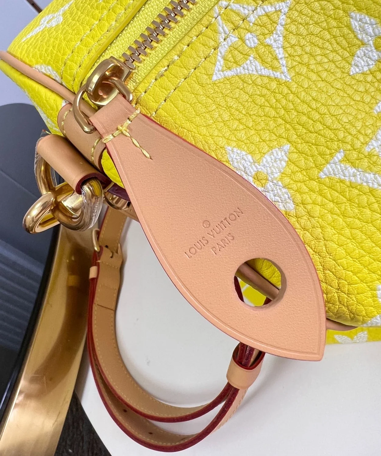 루이비통 스피디 P9 반둘리에 40 M24419