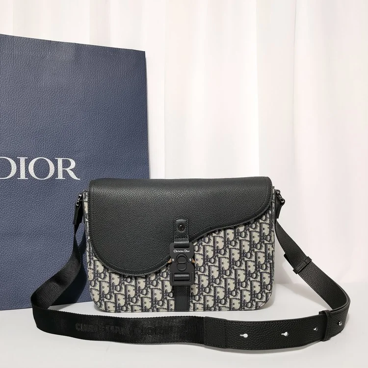 디올 새들 미디움 크로스백