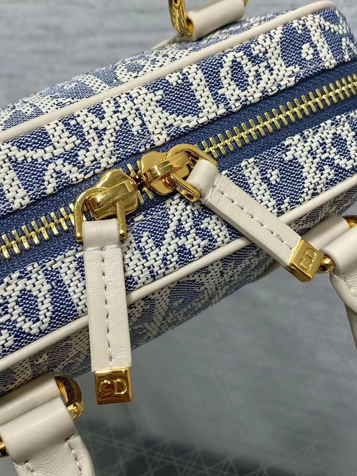 디올  바이브 볼링 백