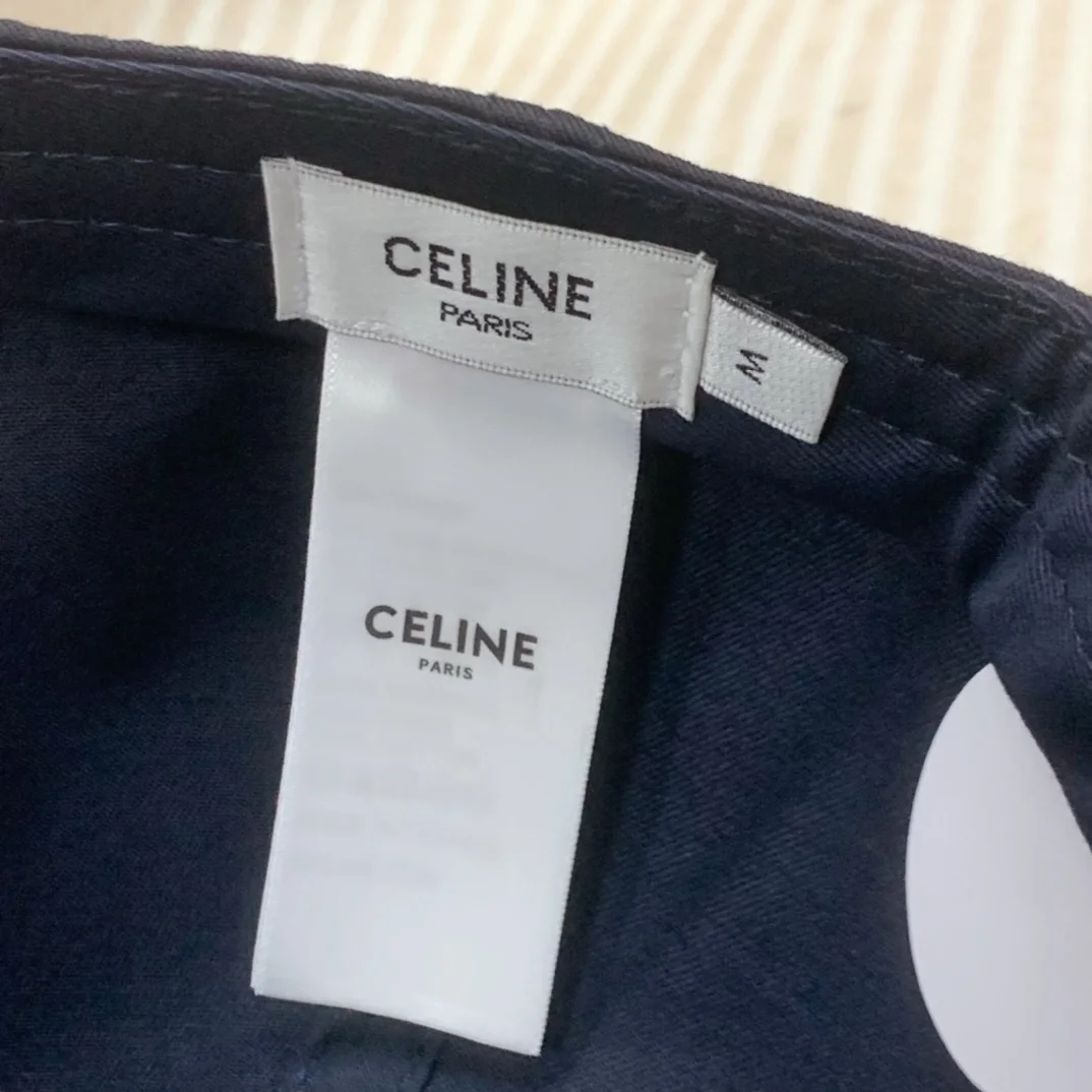 셀린느 이니셜 C 로고 코튼 베이스볼 볼캡