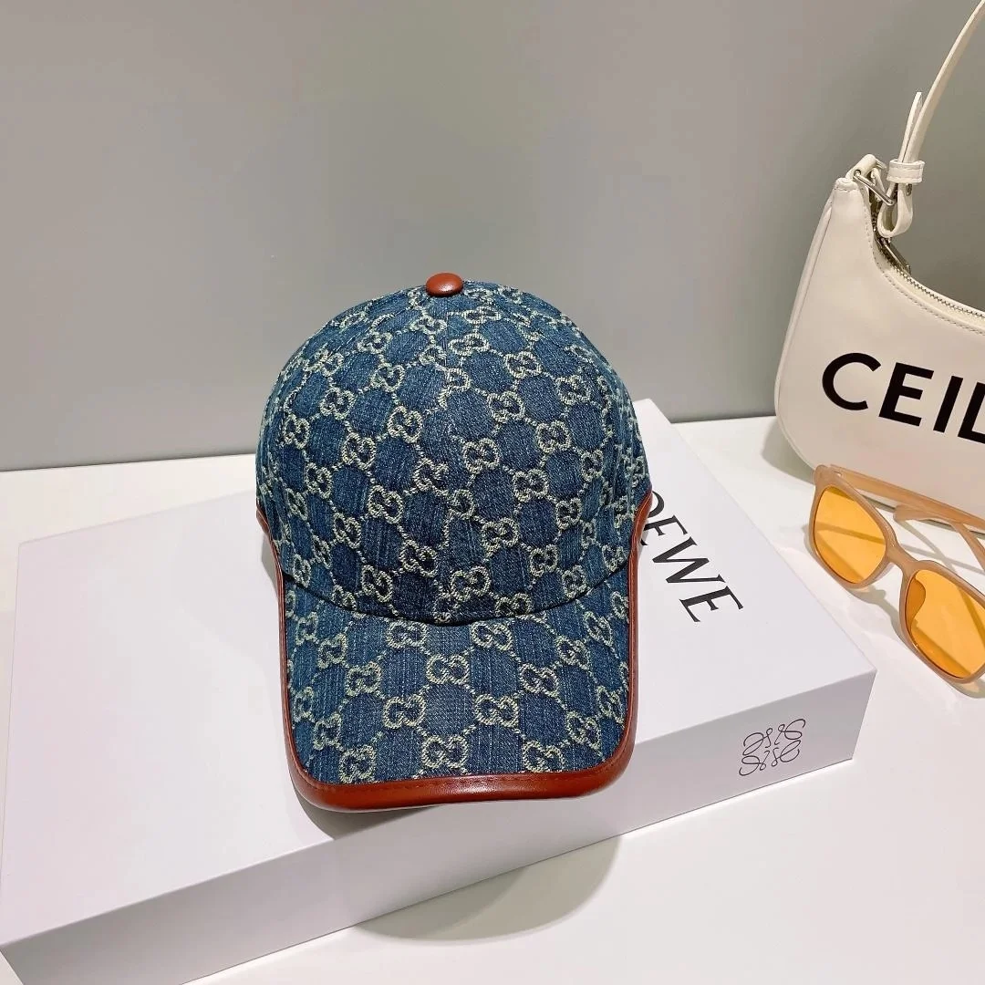 구찌 GG 자카드 블루 데님 베이스볼 캡