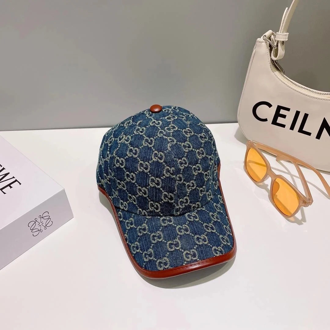 구찌 GG 자카드 블루 데님 베이스볼 캡