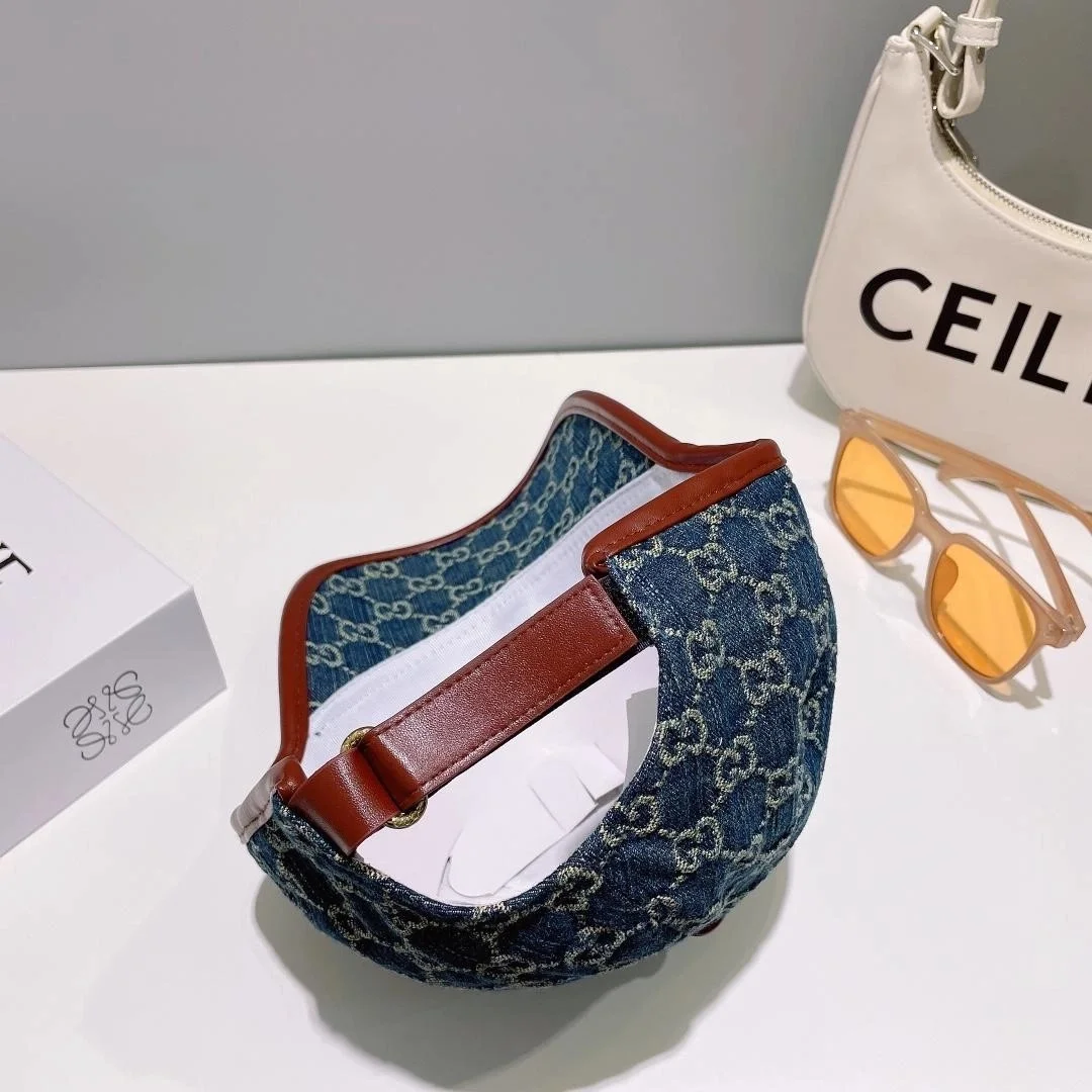 구찌 GG 자카드 블루 데님 베이스볼 캡