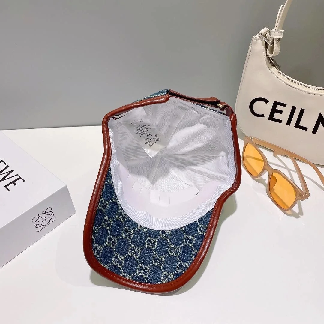 구찌 GG 자카드 블루 데님 베이스볼 캡