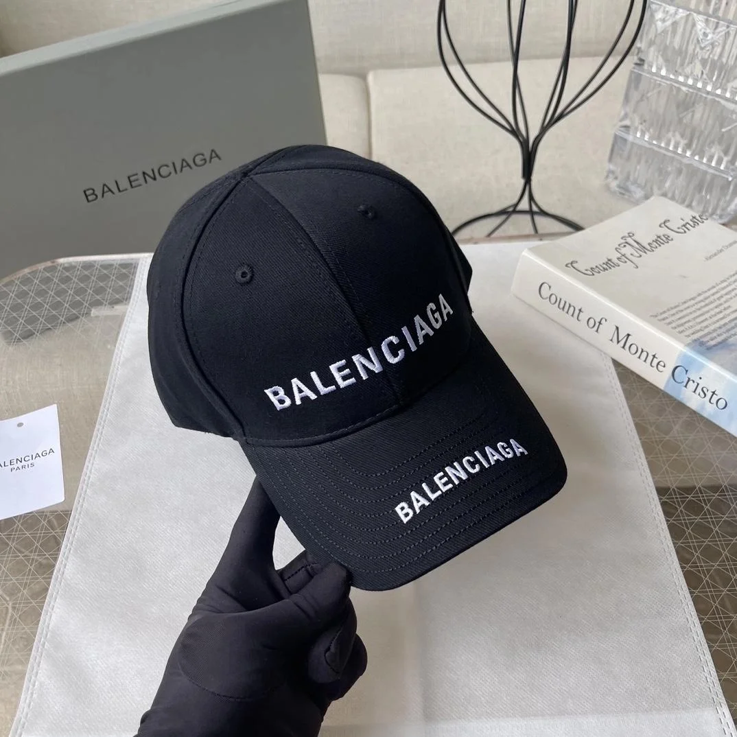 발렌시아가 더블 로고 블랙 베이스볼 캡