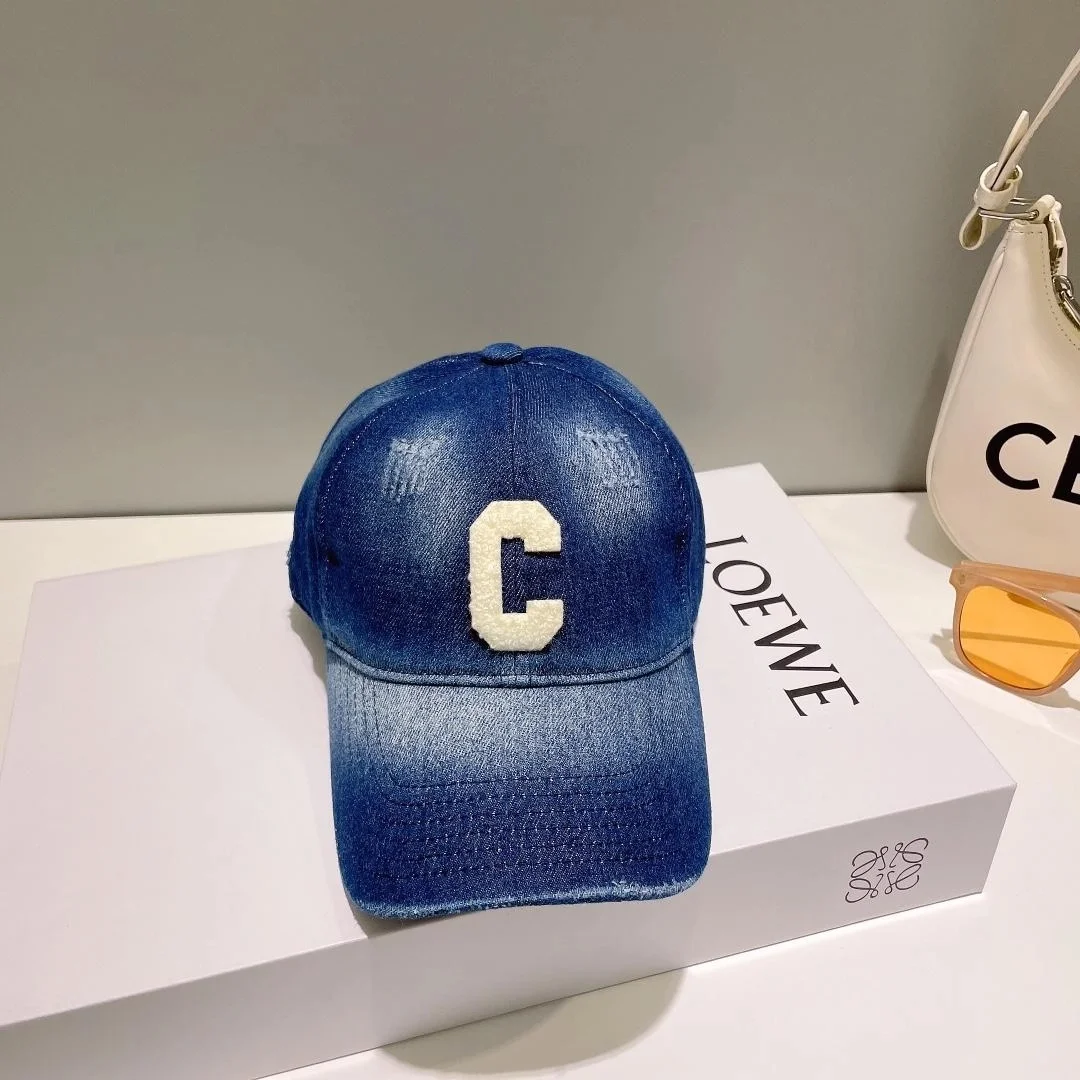 셀린느 이니셜 워시 데님 베이스볼 캡