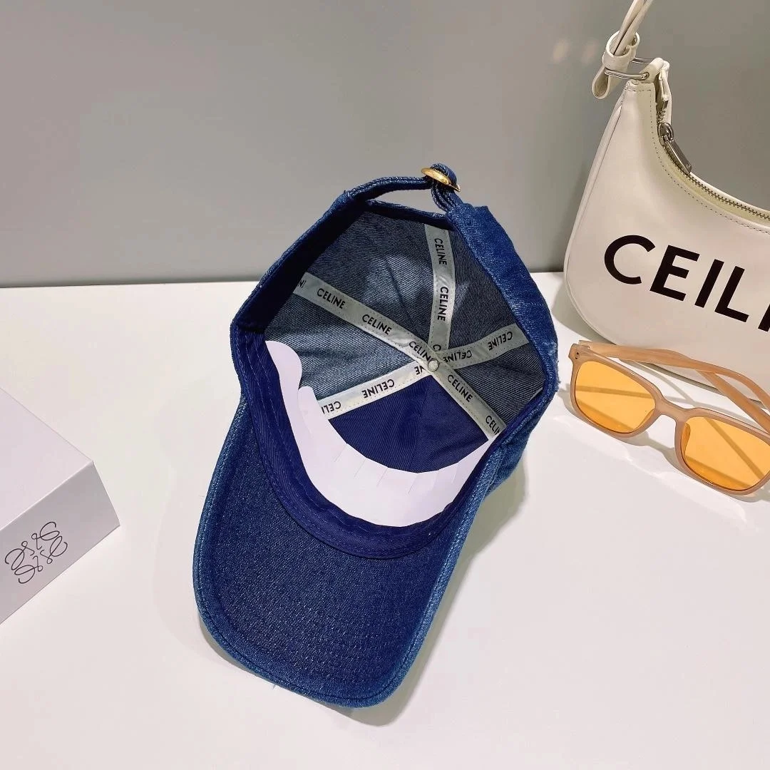 셀린느 이니셜 워시 데님 베이스볼 캡