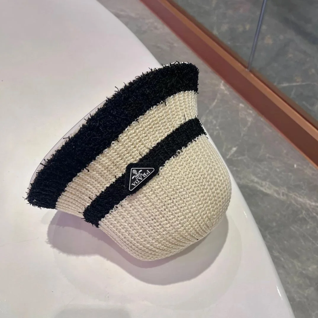 프라다 배색 아이보리 니트 버킷 햇